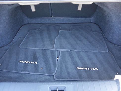 Used 2022 Nissan Sentra SV w/ Trunk Package FWD image 5