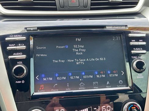 Used 2017 Nissan Murano SV w/ Premium Plus Package image 23