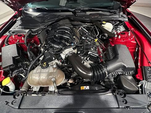 Used 2015 Ford Mustang Convertible w/ Equipment Group 051A RWD image 19