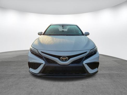 Used 2024 Toyota Camry SE w/ Convenience Package FWD image 2