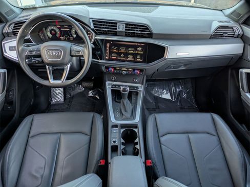 Used 2024 Audi Q3 2.0T Premium w/ Convenience Package image 7