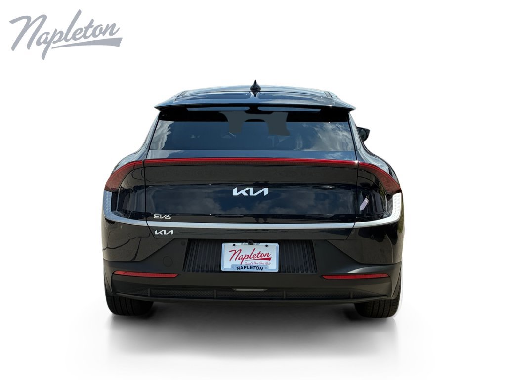 Used 2024 Kia EV6 Light AWD/4WD image 4