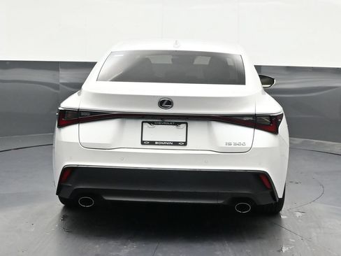 Used 2023 Lexus IS 300 w/ Comfort Package RWD image 4
