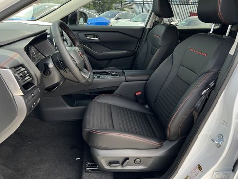 New 2026 Nissan Rogue SV AWD/4WD image 14