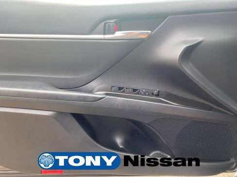 Used 2022 Toyota Camry LE FWD image 31