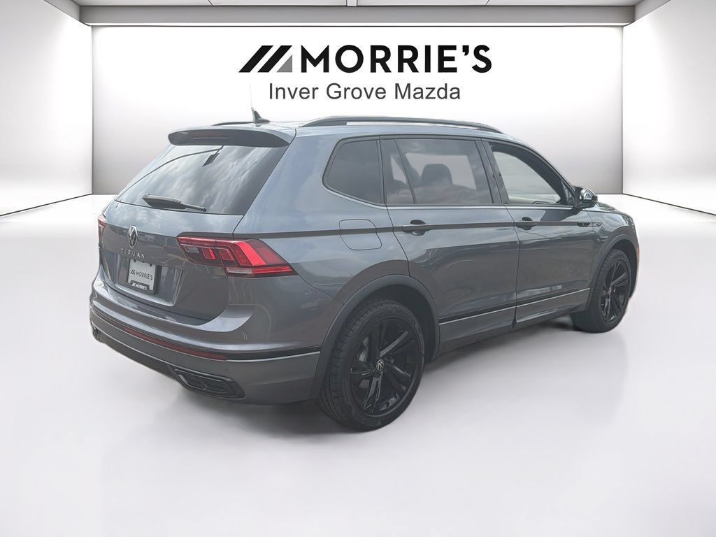 Used 2023 Volkswagen Tiguan SE R-Line FWD image 5