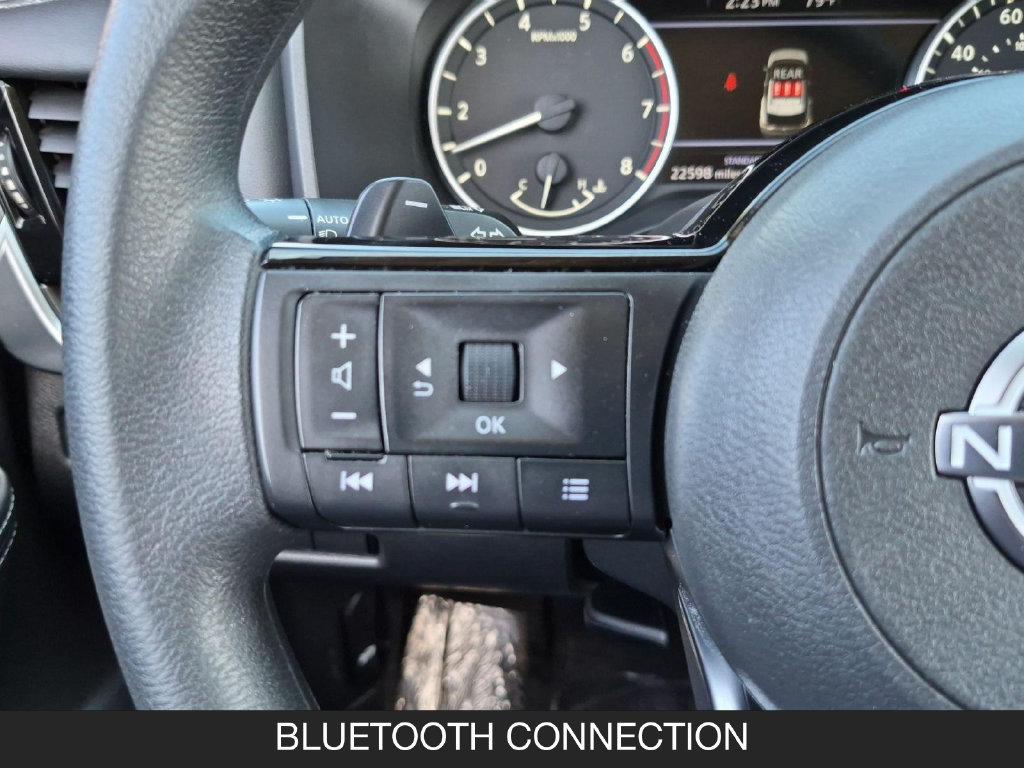 Certified 2023 Nissan Rogue SV FWD image 17