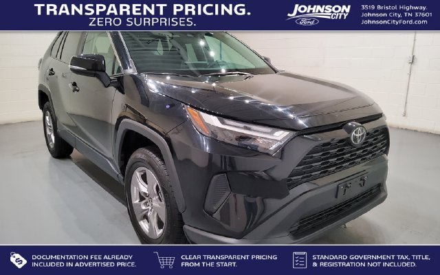 Used 2025 Toyota RAV4 XLE AWD/4WD image 1