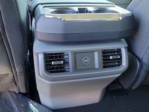 New 2026 Ford F150 XLT w/ XLT Chrome Appearance Package RWD image 15