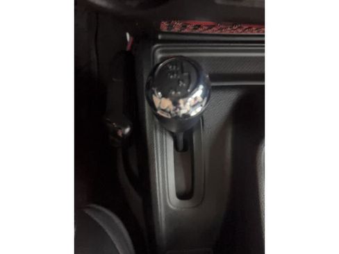 Used 2018 Jeep Wrangler Unlimited Rubicon w/ Dual Top Group image 22