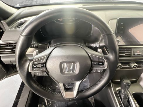 Used 2022 Honda Accord Sport image 11