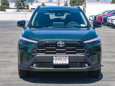 New 2026 Toyota Corolla Cross XLE FWD image 2