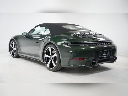 New 2026 Porsche 911 Carrera 4S image 3