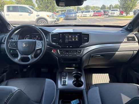 Used 2023 Honda Passport EX-L image 8