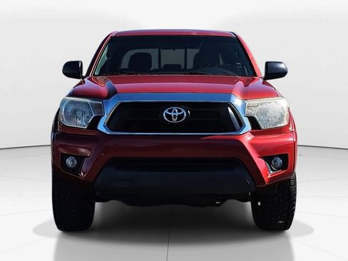 Used 2015 Toyota Tacoma Base image 11
