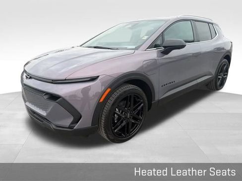 Used 2026 Chevrolet Equinox EV LT w/ LPO, Blackout Package image 6