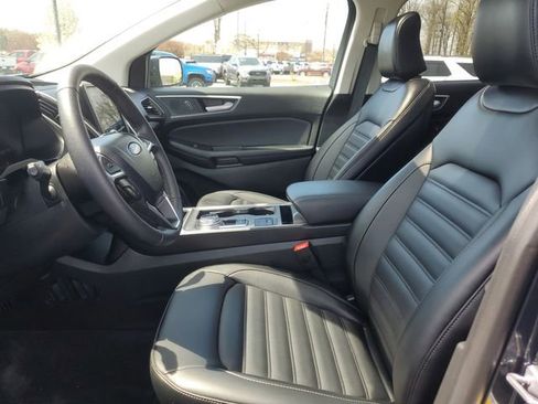 Certified 2024 Ford Edge SEL w/ Convenience Package AWD/4WD image 10