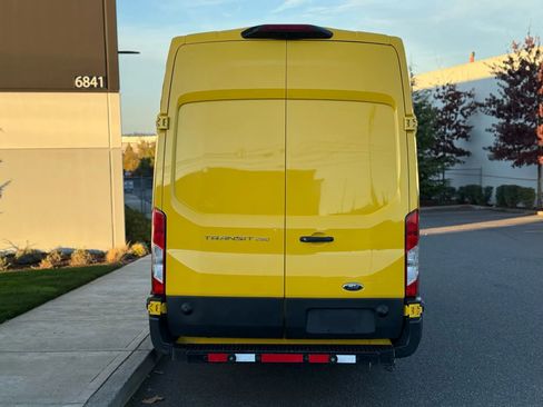 Used 2019 Ford Transit 250 148 High Roof Extended image 4