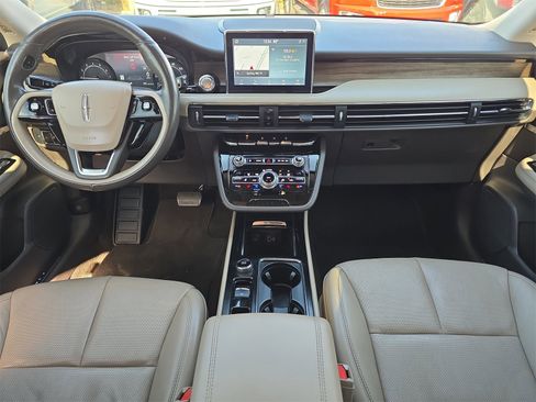 Used 2020 Lincoln Corsair Reserve w/ Equipment Group 201A image 8