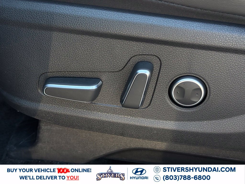 Certified 2025 Hyundai Palisade SEL FWD image 30