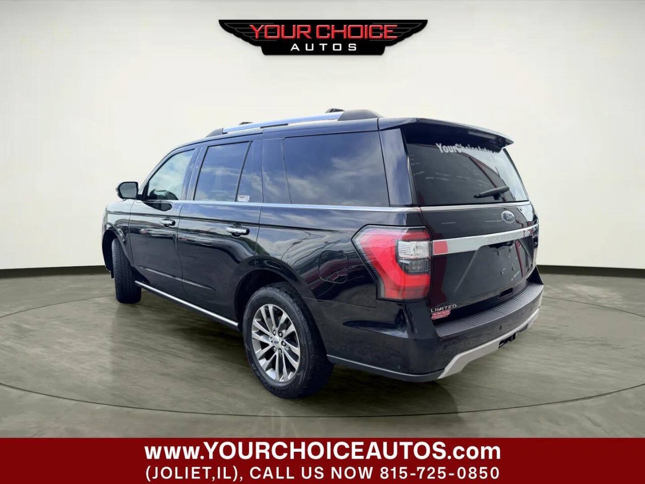 Used 2018 Ford Expedition Limited w/ Equipment Group 301A AWD/4WD image 3
