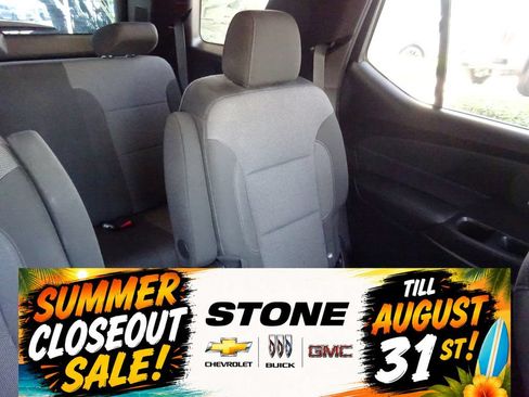 Certified 2022 Chevrolet Traverse LT FWD image 16