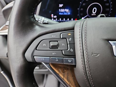 Certified 2024 Cadillac Escalade Premium Luxury Platinum w/ Heavy-Duty Trailer Package image 16