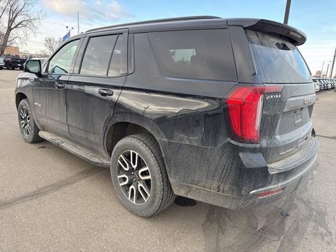 Used 2023 GMC Yukon AT4 w/ Technology Package image 8