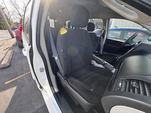 Used 2016 Dodge Grand Caravan SXT image 5