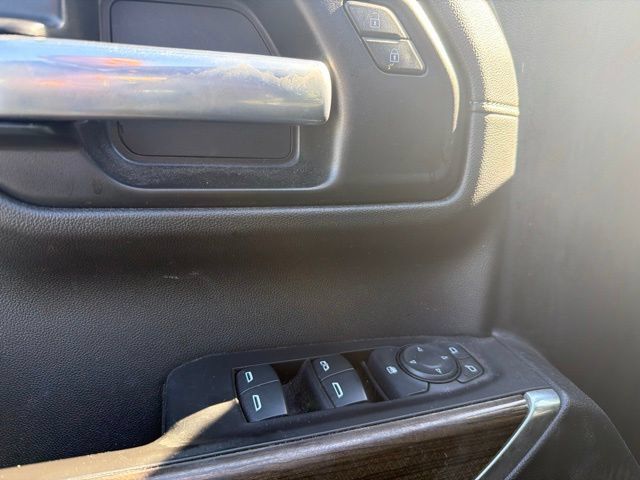 Used 2020 Chevrolet Silverado 1500 LT w/ All-Star Edition AWD/4WD image 14