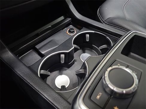 Used 2012 Mercedes-Benz ML 350 4MATIC image 25