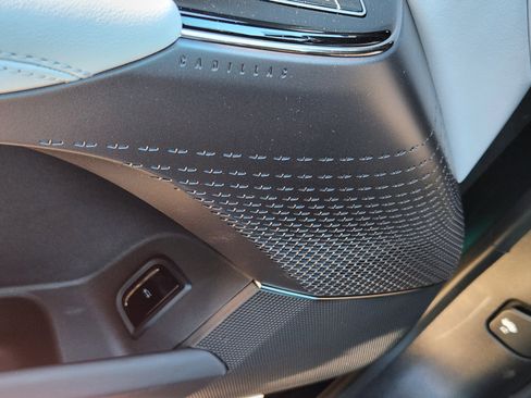 New 2025 Cadillac Lyriq Luxury image 20