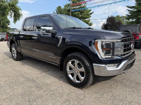 Used 2021 Ford F150 Lariat w/ Equipment Group 502A High AWD/4WD image 3