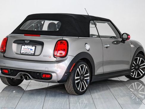 Used 2019 MINI Cooper S image 6