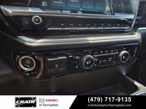 Used 2022 Chevrolet Silverado 1500 LT AWD/4WD image 19