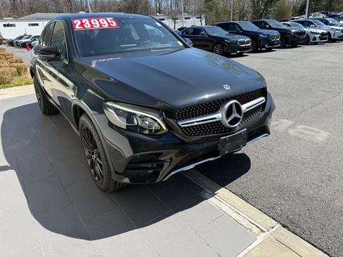 Used 2018 Mercedes-Benz GLC 300 4MATIC Coupe image 4