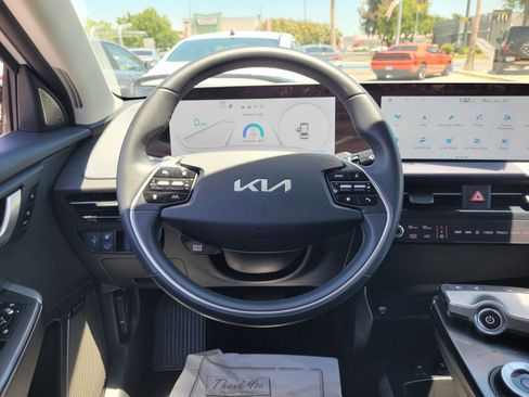 Used 2024 Kia EV6 Wind RWD image 17