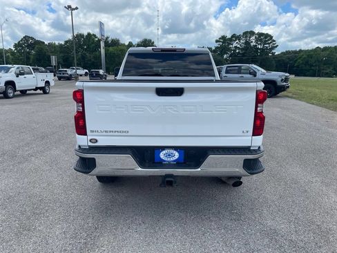 Used 2025 Chevrolet Silverado 2500 LT w/ Convenience Package AWD/4WD image 5