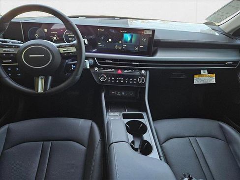 New 2025 Hyundai Sonata Limited image 15