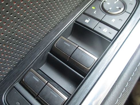 Used 2024 Lexus GX 550 w/ Accessory Package (2T) AWD/4WD image 28