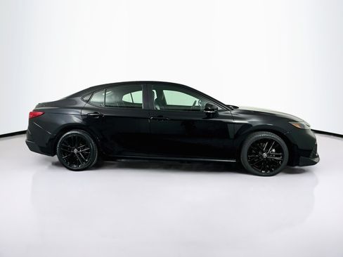 Used 2025 Toyota Camry SE FWD image 10