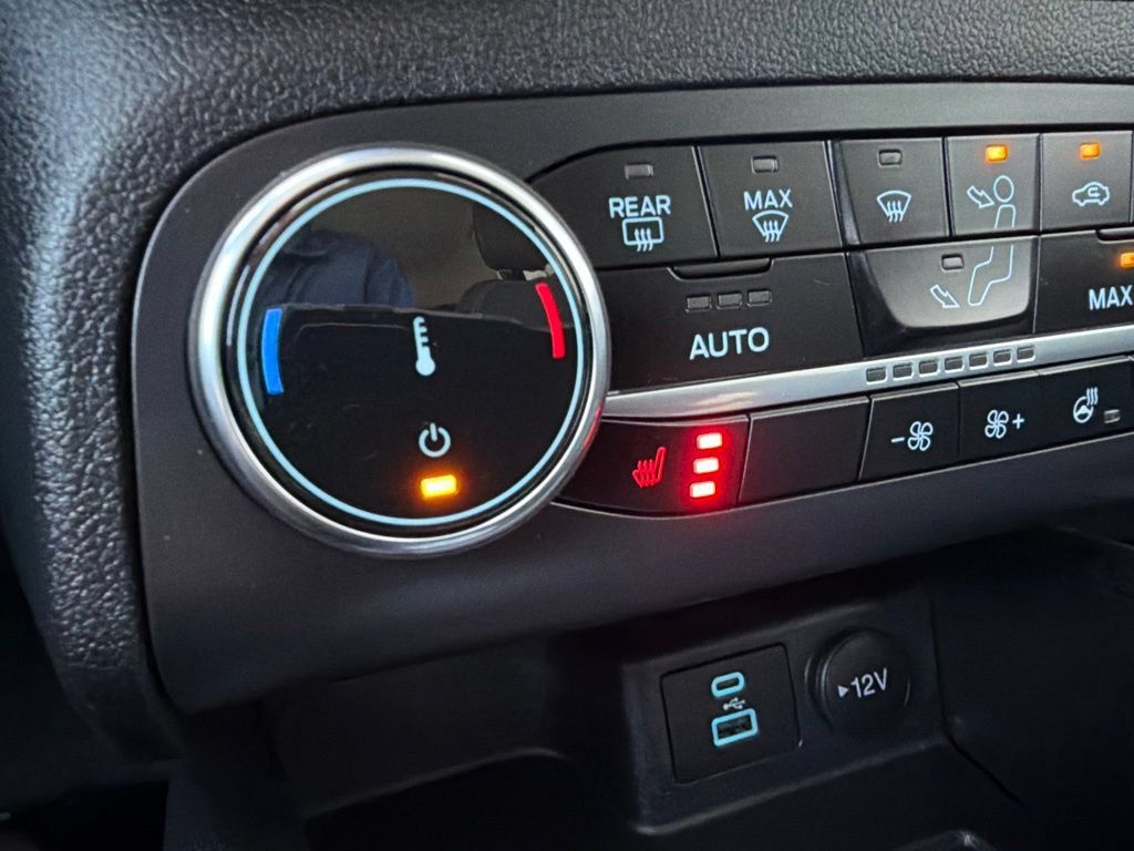 Used 2023 Ford Escape Active AWD/4WD image 18