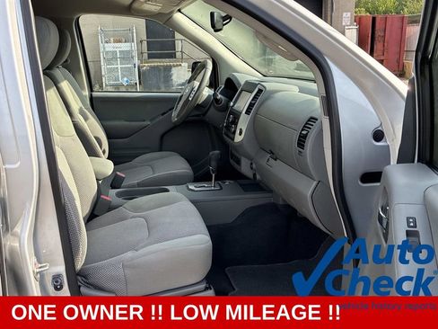 Used 2020 Nissan Frontier SV RWD image 10