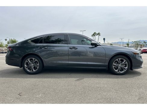 Used 2023 Honda Accord EX image 7