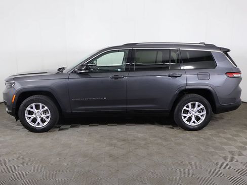 Used 2022 Jeep Grand Cherokee L Limited AWD/4WD image 21
