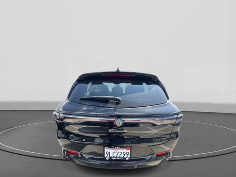 Used 2024 Alfa Romeo Tonale Veloce AWD/4WD image 6