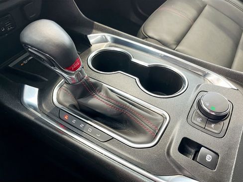 Used 2023 Chevrolet Traverse RS w/ LPO, Floor Liner Package FWD image 17