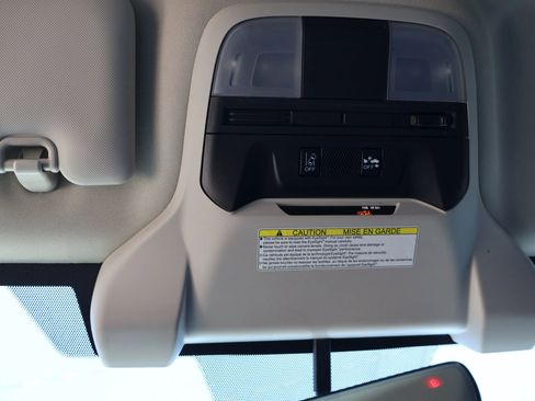 Used 2020 Subaru Impreza 2.0i image 24