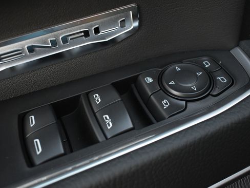 New 2026 GMC Sierra 1500 Denali w/ Technology Package image 13