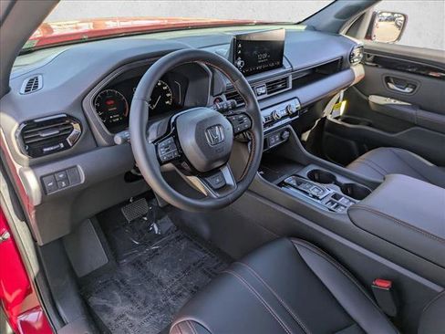 New 2025 Honda Pilot TrailSport image 3
